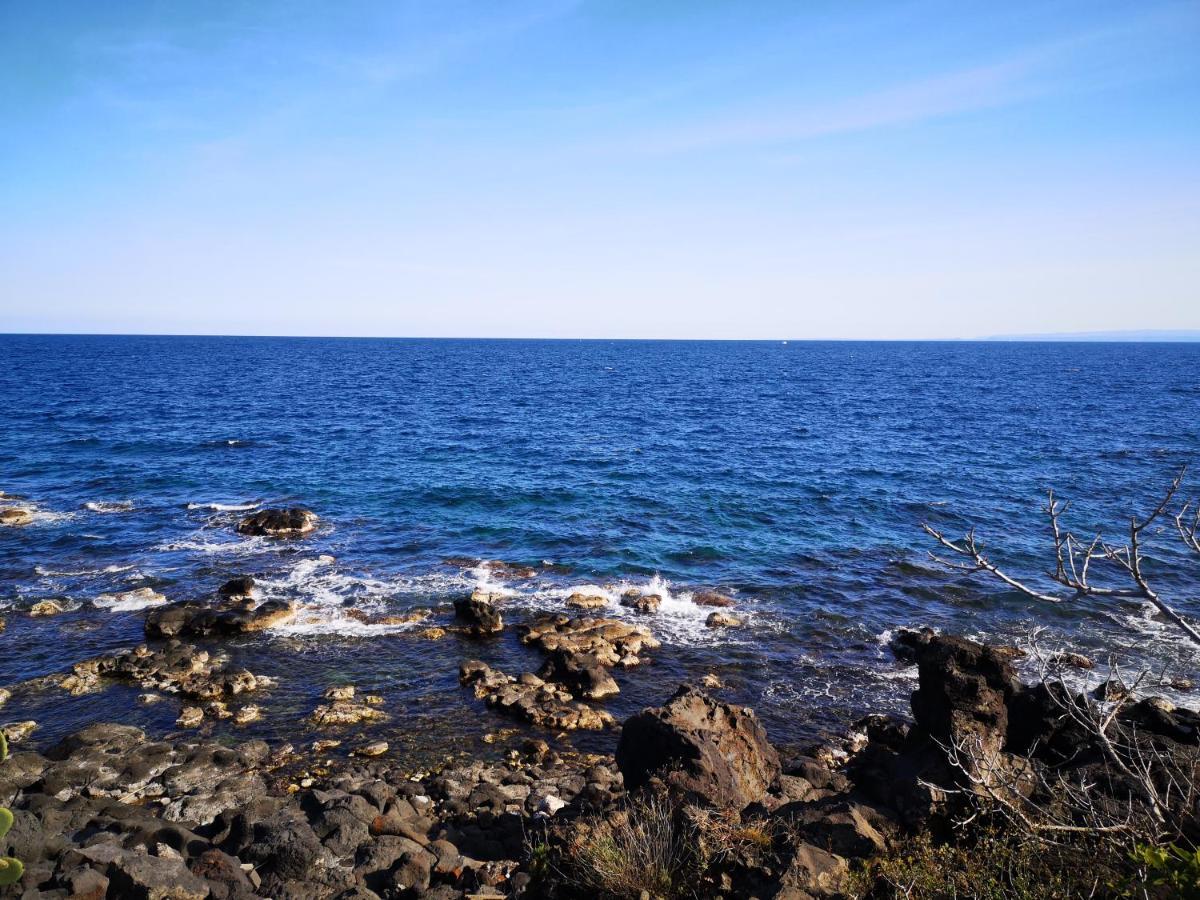 La Lampara Apartment Aci Castello Dış mekan fotoğraf