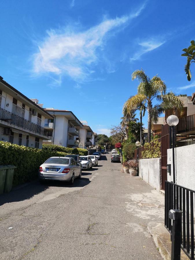 La Lampara Apartment Aci Castello Dış mekan fotoğraf