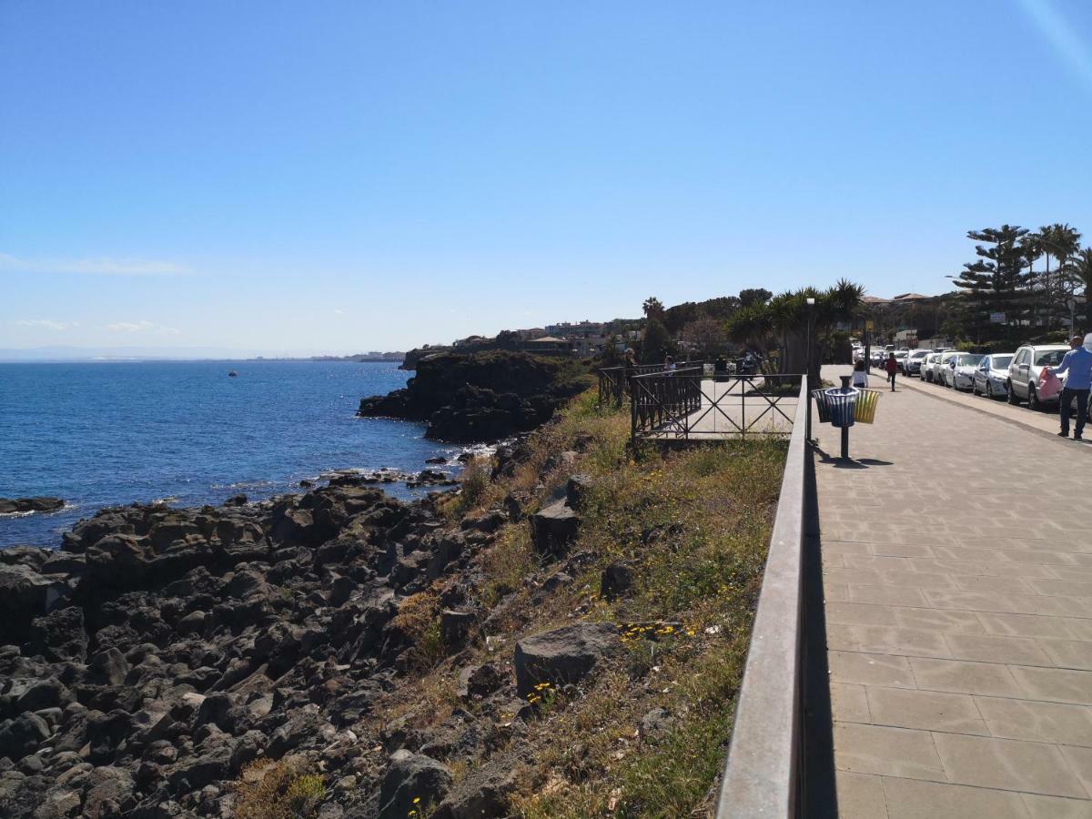 La Lampara Apartment Aci Castello Dış mekan fotoğraf