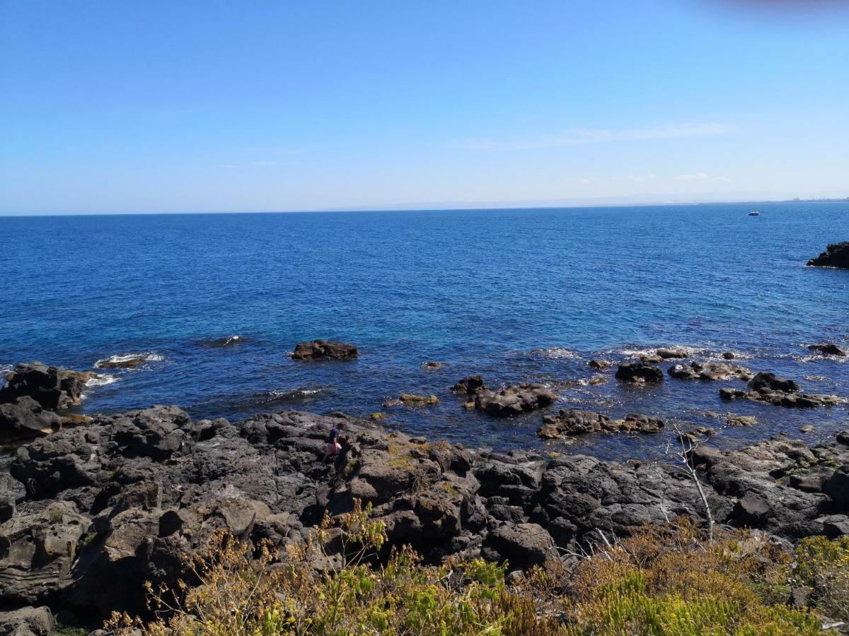 La Lampara Apartment Aci Castello Dış mekan fotoğraf